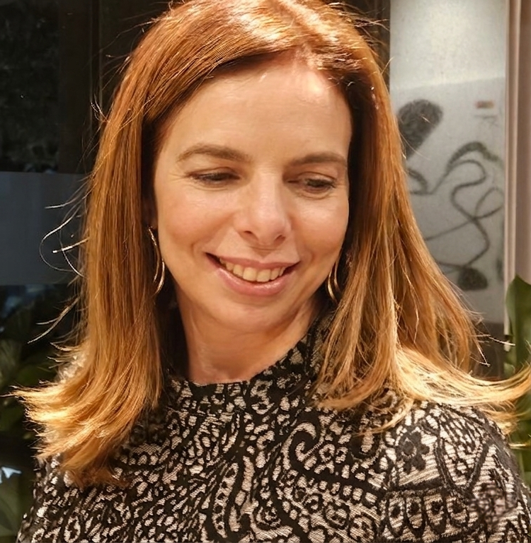 Cecília Gama